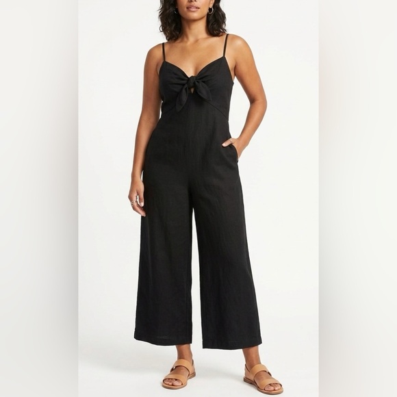 Old Navy Pants - Old Navy Black Sleeveless Jumpsuit with Bow Detail